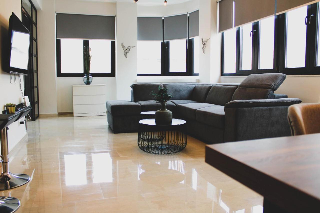 Sunlight - Volos City Center Spacious Modern Apartments المظهر الخارجي الصورة