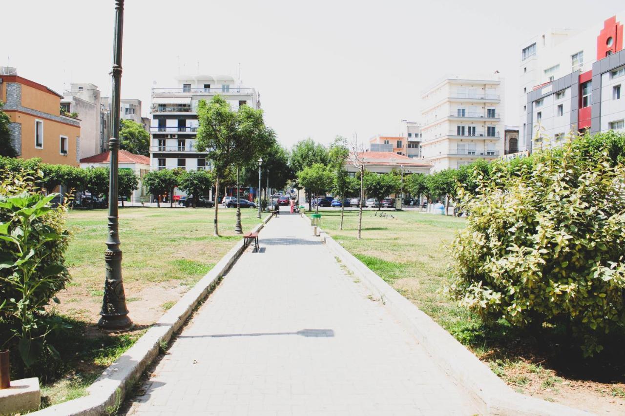 Sunlight - Volos City Center Spacious Modern Apartments المظهر الخارجي الصورة